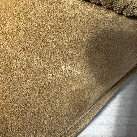 ♥️ Bearpaw Boots - Picture 4 of 5